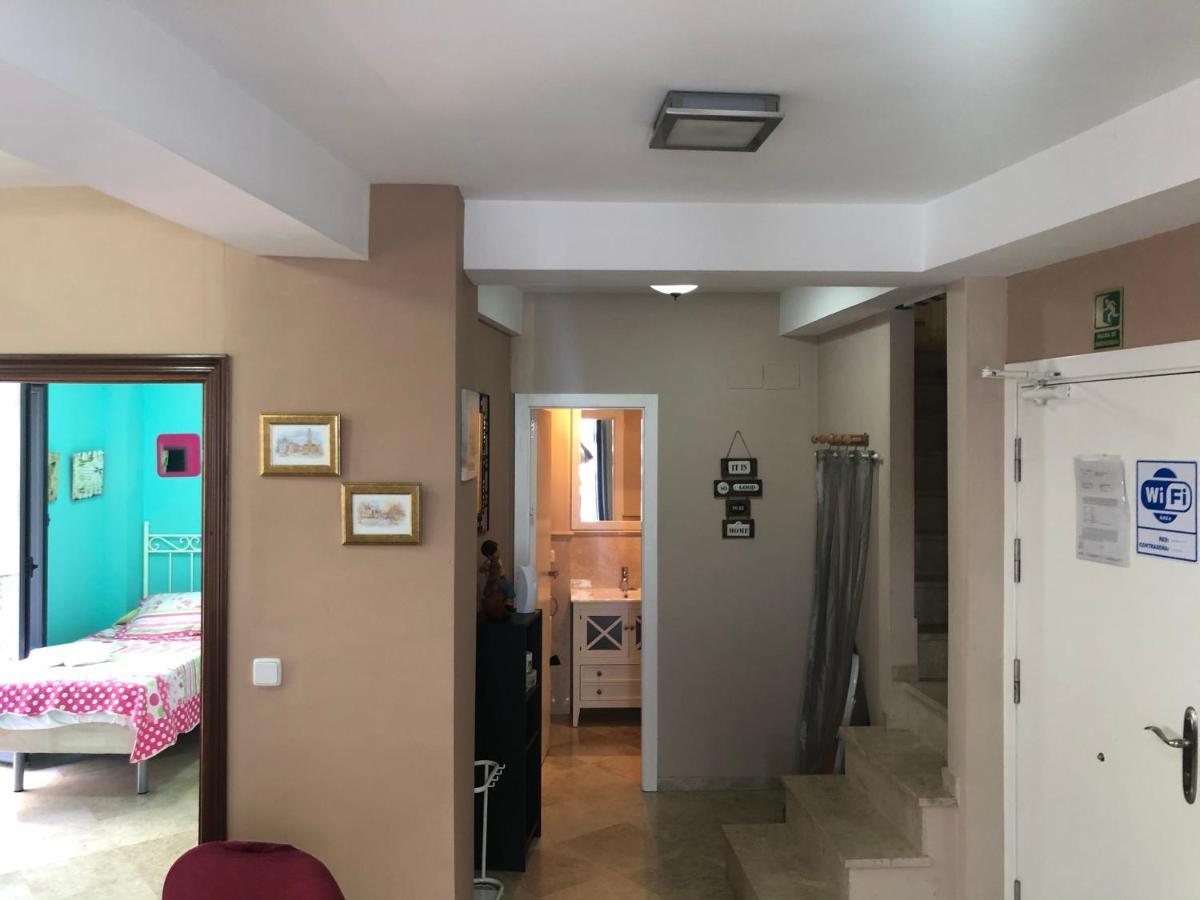 Apartamento DUPLEX SAGASTA Siviglia Esterno foto
