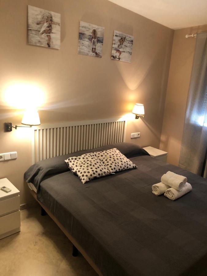 Apartamento DUPLEX SAGASTA Siviglia Esterno foto