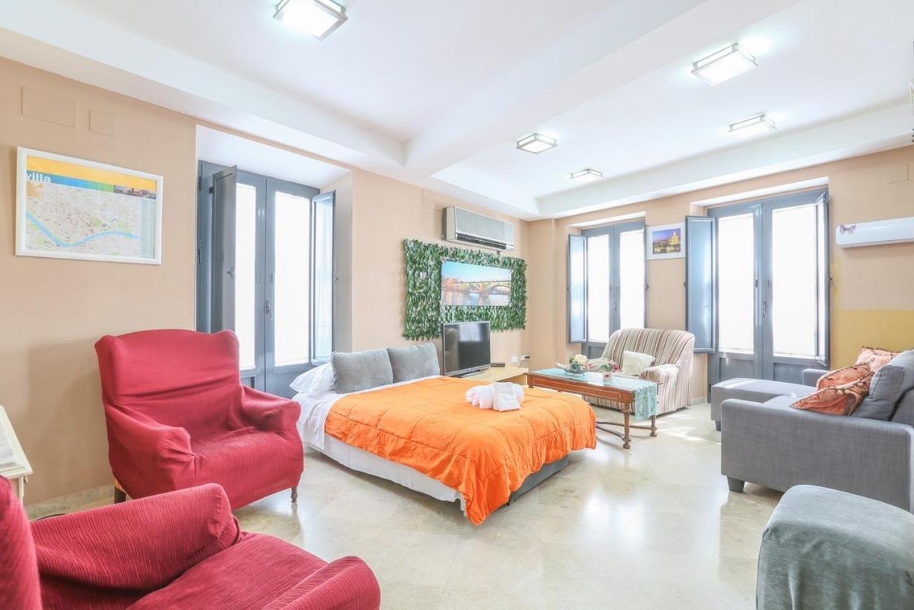 Apartamento DUPLEX SAGASTA Siviglia Esterno foto