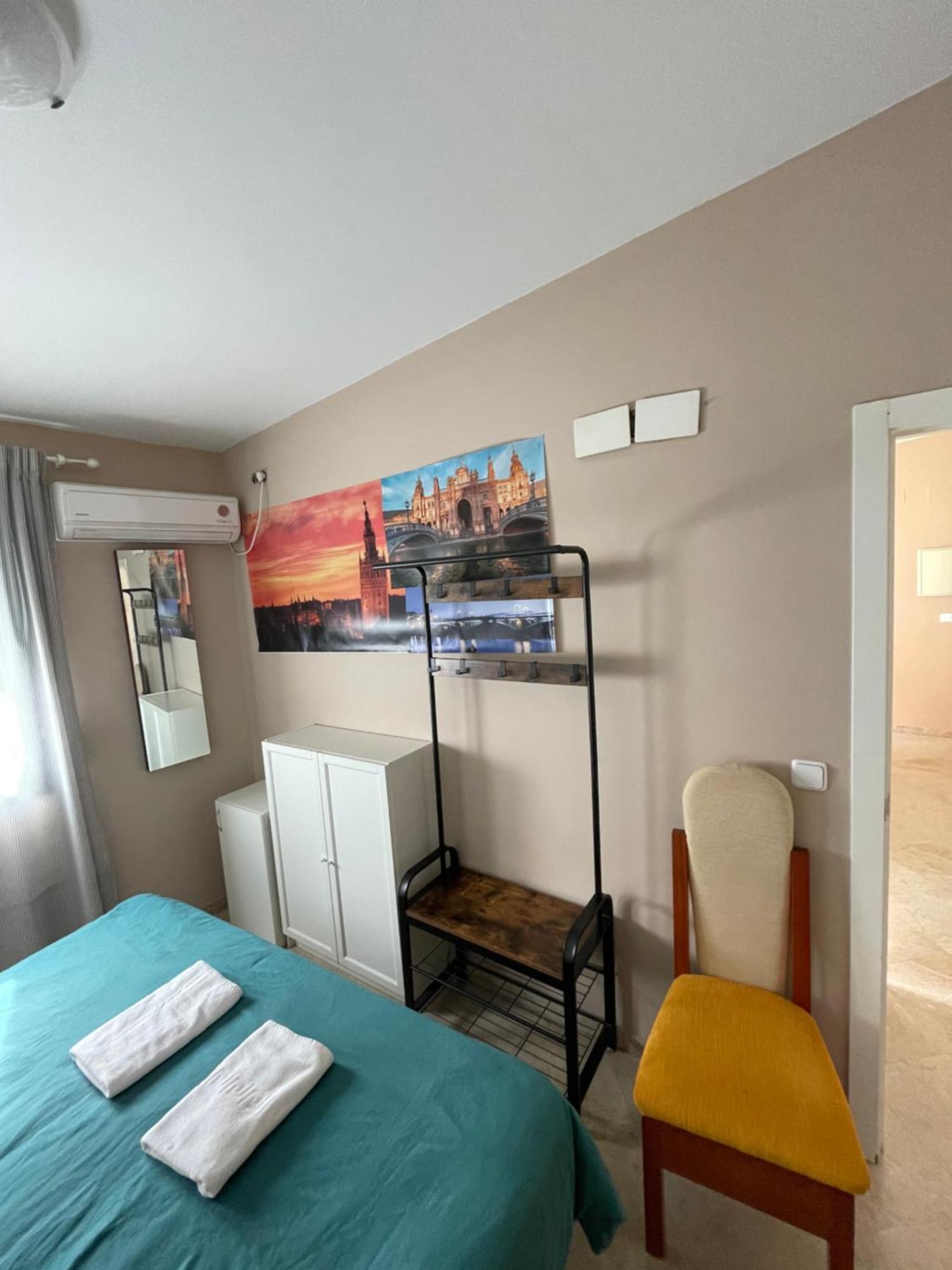 Apartamento DUPLEX SAGASTA Siviglia Esterno foto