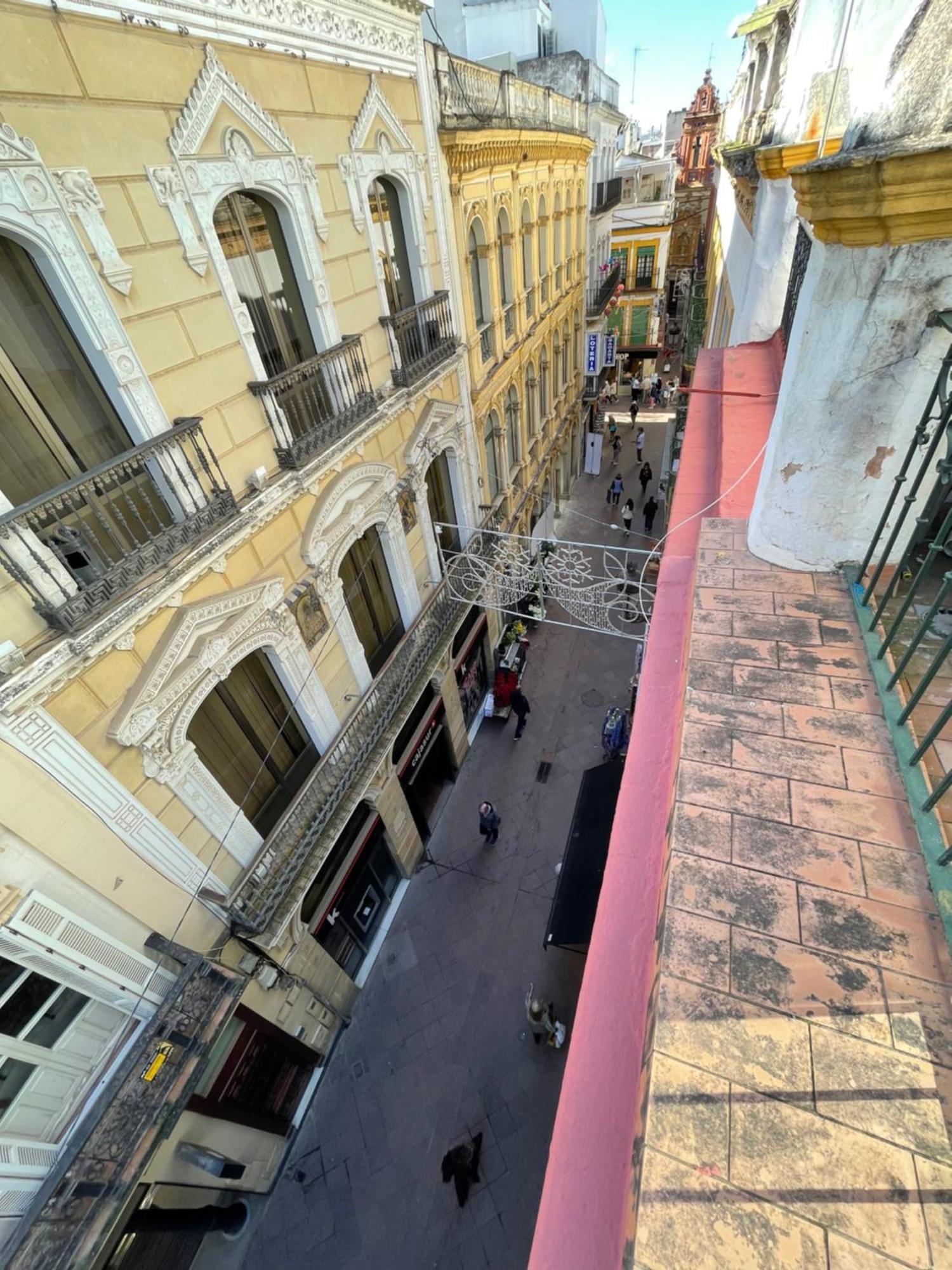 Apartamento DUPLEX SAGASTA Siviglia Esterno foto